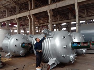 外盤(pán)管反應(yīng)釜